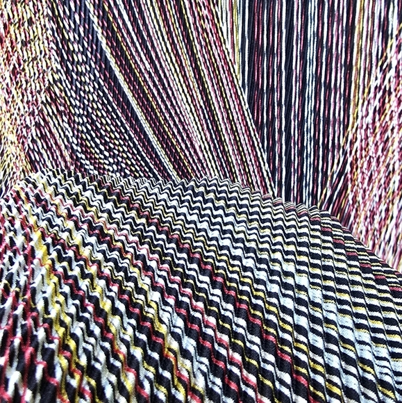 🌈 Tempo Paris Y2K 90s Abstract Striped Knit Maxi Skirt Red Black M - Picture 6 of 7